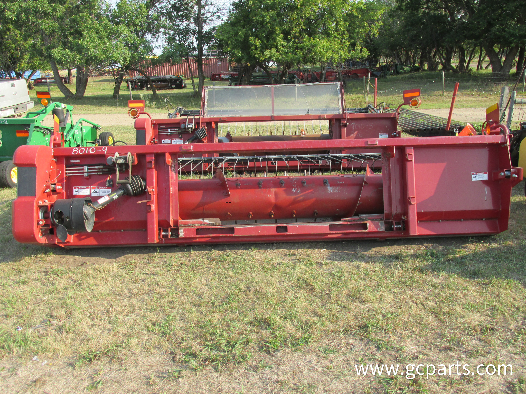 2016 HEADER W/14FT SWATHMASTER